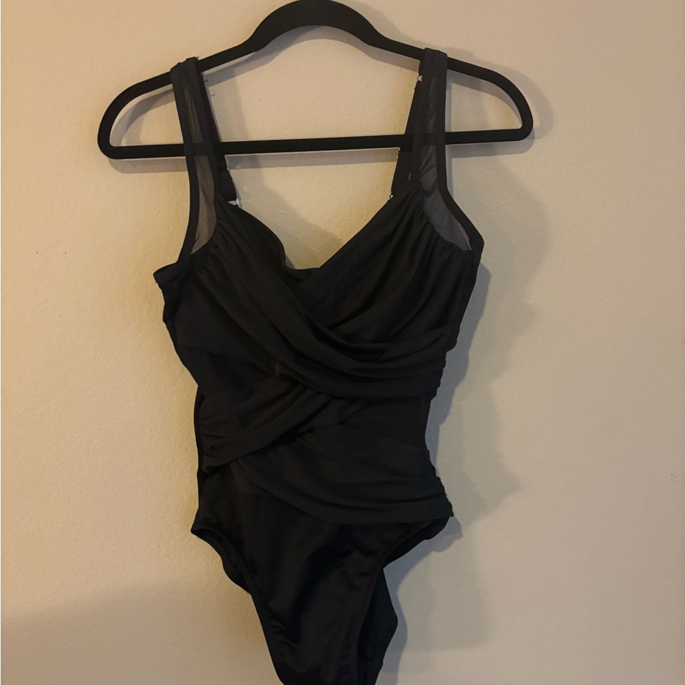 Miraclesuit Women’s Network Madero Underwire DD One-Piece Swimsuit S:10 - Picture 2 of 10
